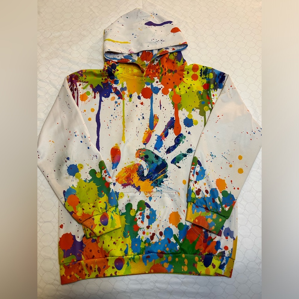 Colorful white hoodie by Laidipas